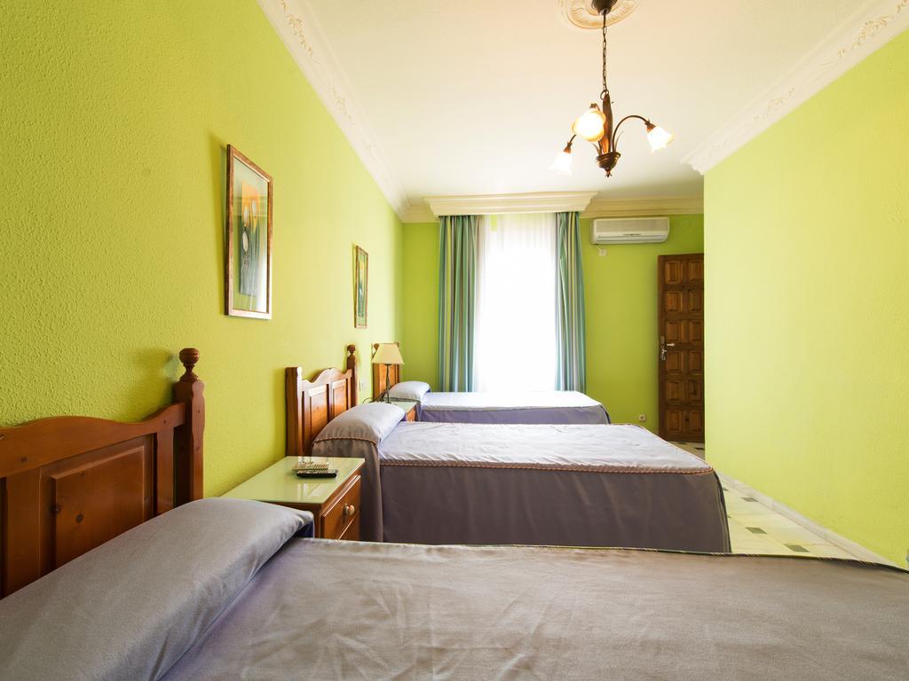Hostal San Francisco Granja de Torrehermosa Δωμάτιο φωτογραφία